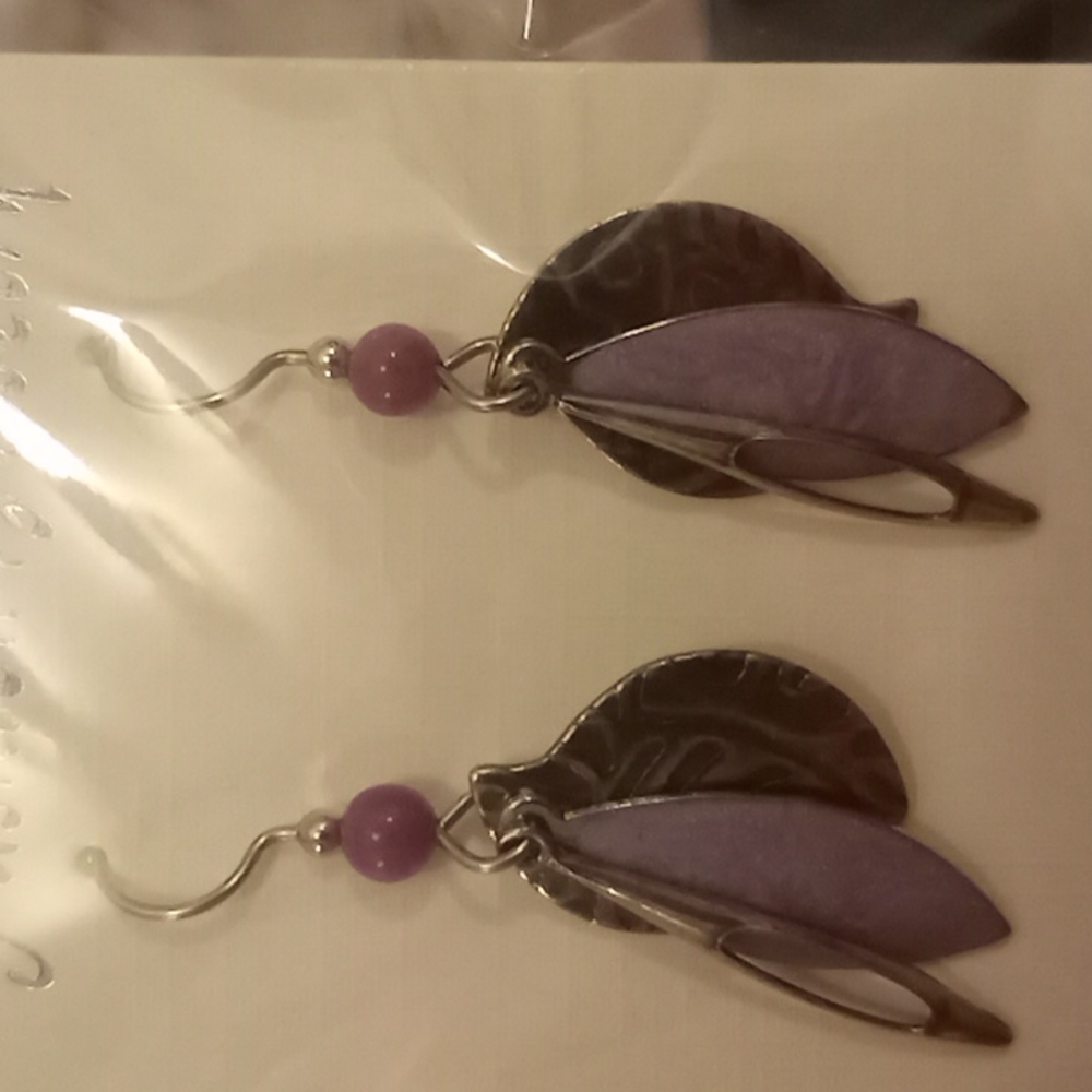 dangle earrings